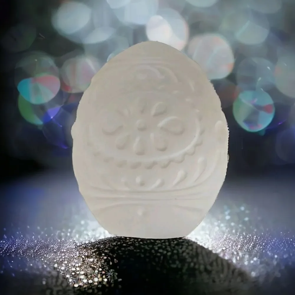 Goebel Annual Crystal Egg Oval Decorated Etched Glass Vintage 1979 Frosted Retro